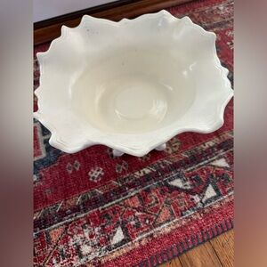 Elegant White Scalloped Bowl